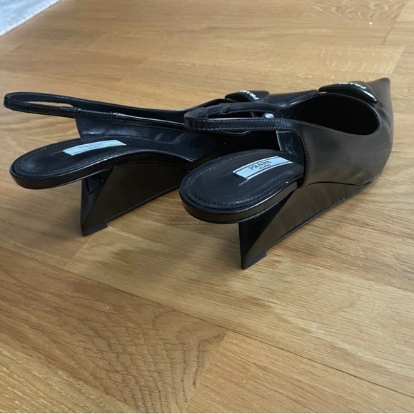 Authentic Prada shoes size 39 EU - Picture 4 of 6